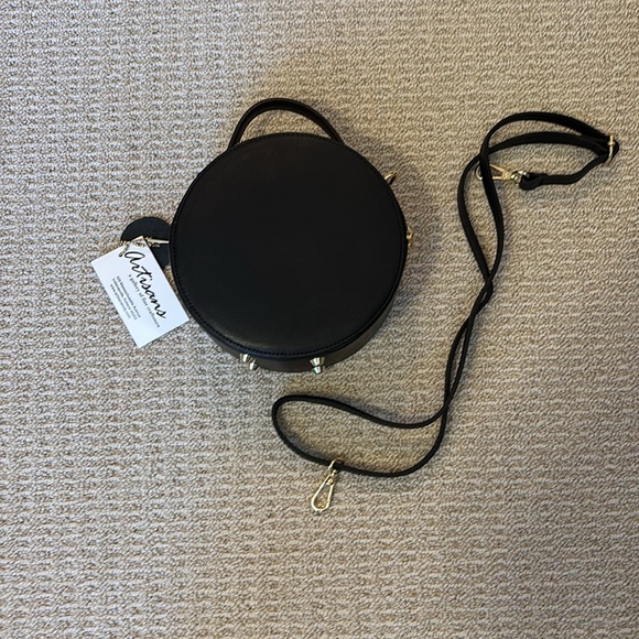 Vera Pelle Round Black Handbag - Picture 10 of 13